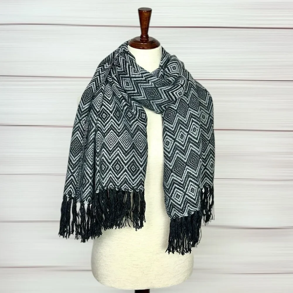 MyE Baby Alpaca Large Scarf Wrap Gray Charcoal Zigzags Fringes Men's Women's